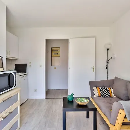 Cozy With Balcony! דירה