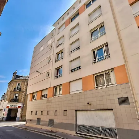 Cozy With Balcony! Apartment Nantes